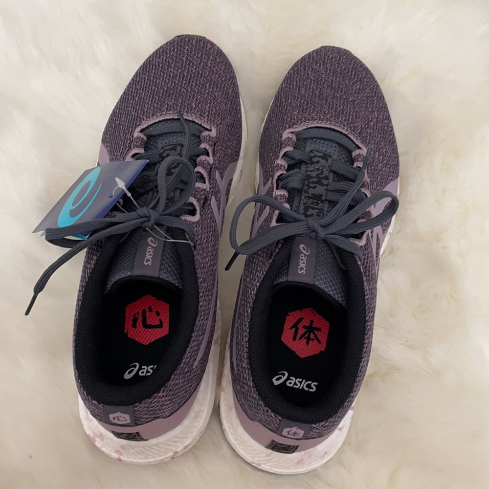 ASICS purple athletic shoe NEW in box
